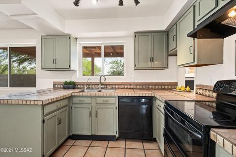 9342 E Myra Dr, Tucson, AZ 85730 photo 7