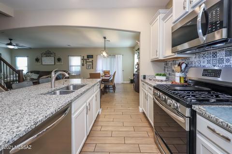 12199 E Becker Dr, Vail, AZ 85641 photo 11