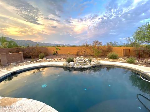 5471 E Craycroft Cir, Tucson, AZ 85718 photo 8