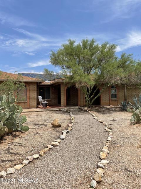 5471 E Craycroft Cir, Tucson, AZ 85718 photo 1