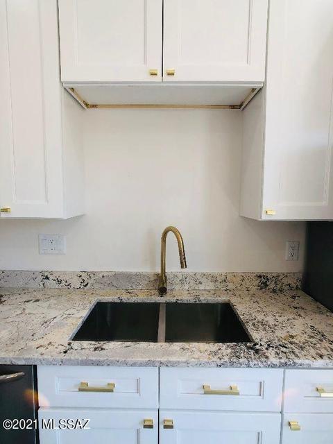 828 E 7th St, Tucson, AZ 85719 photo 14