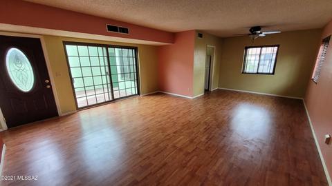 8424 E Brookside Ln, Tucson, AZ 85710 photo 6
