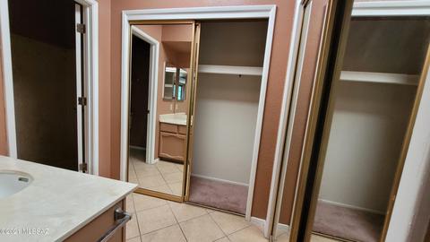 8424 E Brookside Ln, Tucson, AZ 85710 photo 9