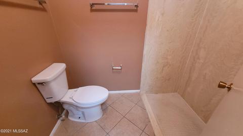 8424 E Brookside Ln, Tucson, AZ 85710 photo 11