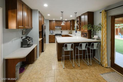 2330 E Mitchell St, Tucson, AZ 85719 photo 6
