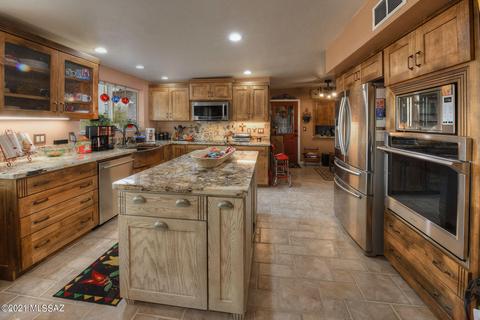 9407 E Indio Pl, Tucson, AZ 85749 photo 1