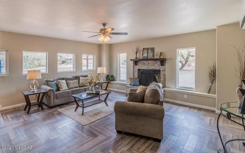 9550 E Walnut Tree, Tucson, AZ 85749 photo 4