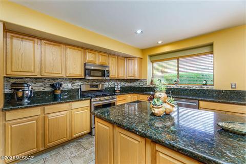 7819 E Whileaway Pl, Tucson, AZ 85750 photo 16