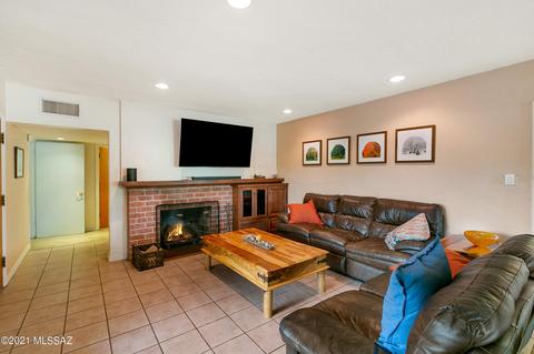 2247 E Hampton St, Tucson, AZ 85719 photo 9