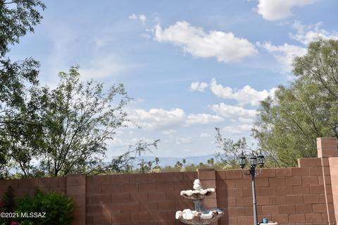 7449 E Fair Meadows Loop, Tucson, AZ 85756 photo 5