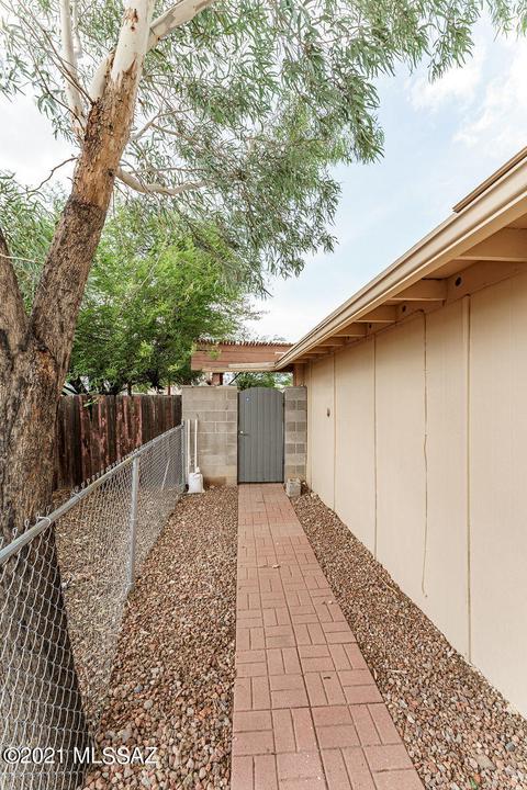 2943 E Beverly Dr, Tucson, AZ 85716 photo 18