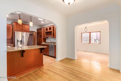 1817 E 10th St, Tucson, AZ 85719 photo 9