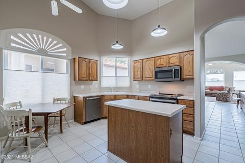64465 E Wind Ridge Cir, Tucson, AZ 85739 photo 7