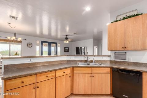14025 E Hay Bale Trl, Vail, AZ 85641 photo 10