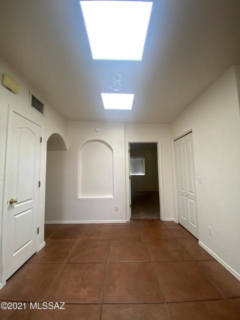 10550 E Wildfire Dr, Tucson, AZ 85748 photo 7