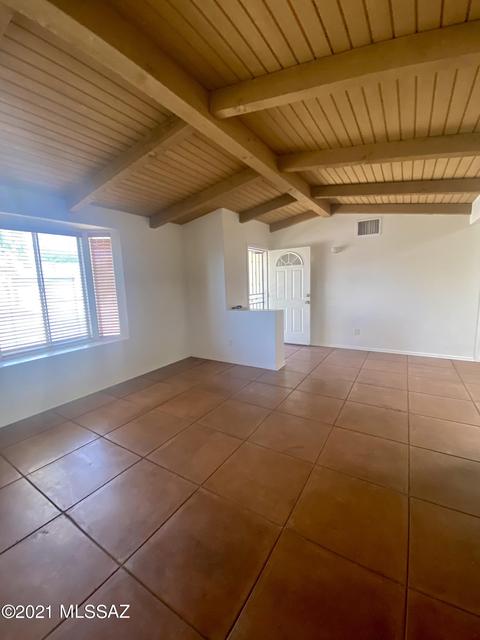 10550 E Wildfire Dr, Tucson, AZ 85748 photo 3