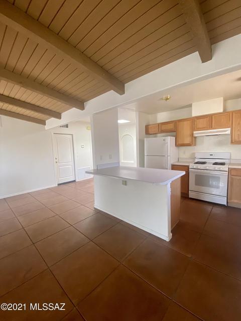 10550 E Wildfire Dr, Tucson, AZ 85748 photo 4