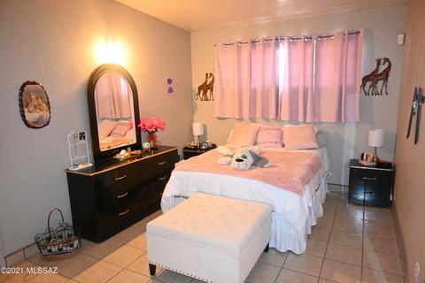 2202 E 17th St, Tucson, AZ 85719 photo 9