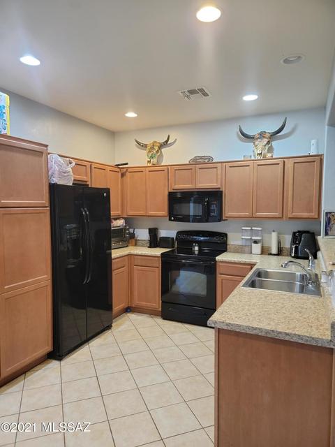 21185 E Frontier Rd, Red Rock, AZ 85145 photo 4