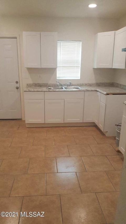 802 E 34th St, Tucson, AZ 85713 photo 14