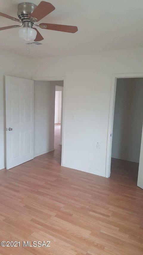 802 E 34th St, Tucson, AZ 85713 photo 8