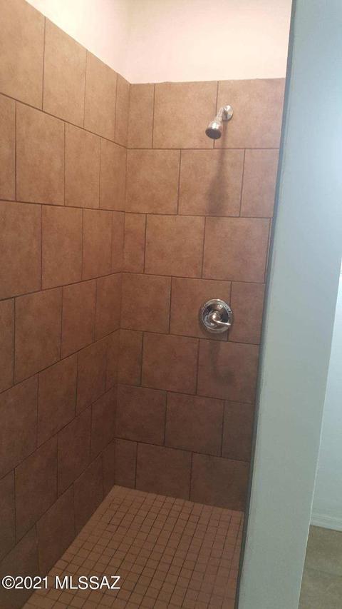 802 E 34th St, Tucson, AZ 85713 photo 7