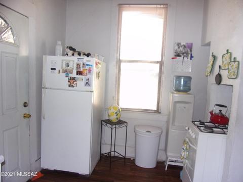 810 E 9th St, Tucson, AZ 85719 photo 5