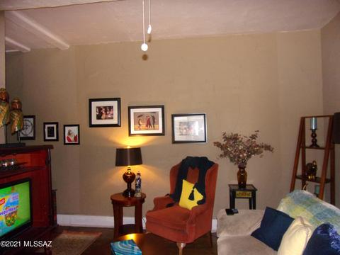 810 E 9th St, Tucson, AZ 85719 photo 6