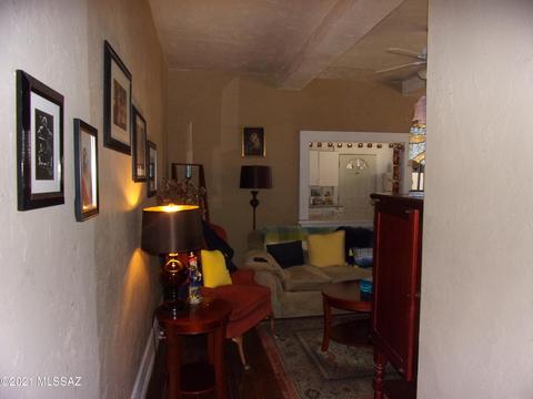 810 E 9th St, Tucson, AZ 85719 photo 2