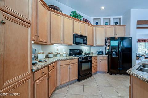 13797 E Red Hawk Sky Trl, Vail, AZ 85641 photo 4