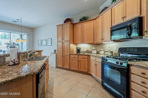 13797 E Red Hawk Sky Trl, Vail, AZ 85641 photo 5
