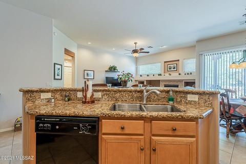 13797 E Red Hawk Sky Trl, Vail, AZ 85641 photo 6
