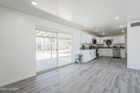 6282 E 34th St, Tucson, AZ 85711 photo 5