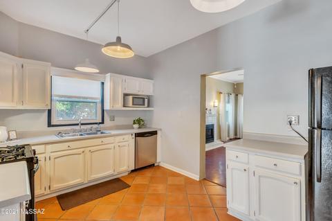 1316 E Silver St, Tucson, AZ 85719 photo 13