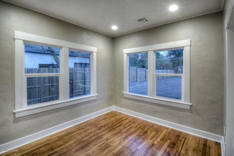 720 E 8th St, Tucson, AZ 85719 photo 17