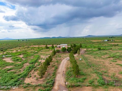 3675 E Mule Deer Rd, Pearce, AZ 85625 photo 4