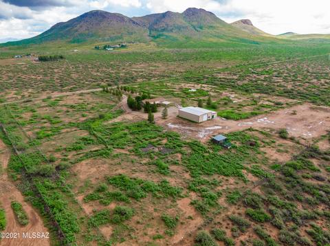 3675 E Mule Deer Rd, Pearce, AZ 85625 photo 3