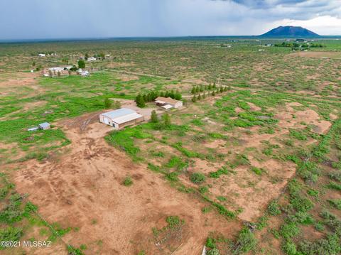 3675 E Mule Deer Rd, Pearce, AZ 85625 photo 5