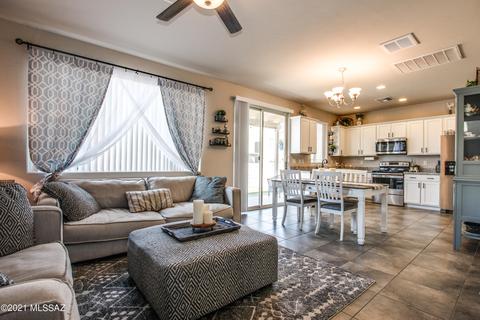 224 E Scepter Ln, Vail, AZ 85641 photo 4