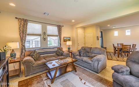 14037 E Cariole St, Vail, AZ 85641 photo 2
