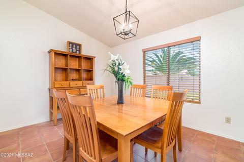 9272 E Bent Creek Way, Tucson, AZ 85747 photo 17
