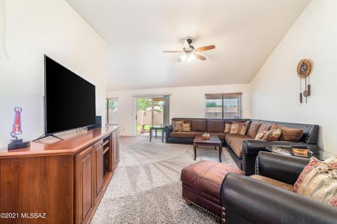 9272 E Bent Creek Way, Tucson, AZ 85747 photo 15