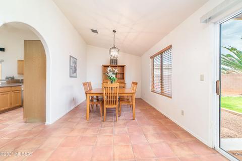 9272 E Bent Creek Way, Tucson, AZ 85747 photo 16