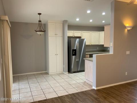 8869 E Mountain Spring Dr, Tucson, AZ 85747 photo 10