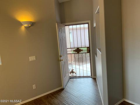 8869 E Mountain Spring Dr, Tucson, AZ 85747 photo 9