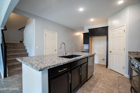 12228 E Domnitch Dr, Vail, AZ 85641 photo 4