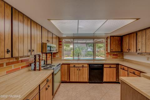 8009 E 7th St, Tucson, AZ 85710 photo 12