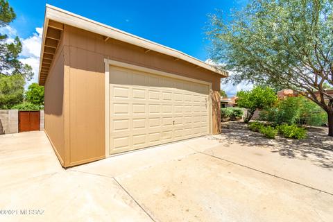 8009 E 7th St, Tucson, AZ 85710 photo 3
