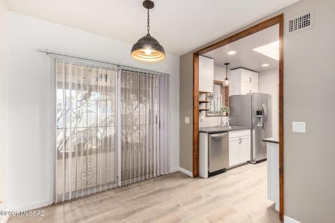 600 E River Rd #S, Tucson, AZ 85704 photo 7