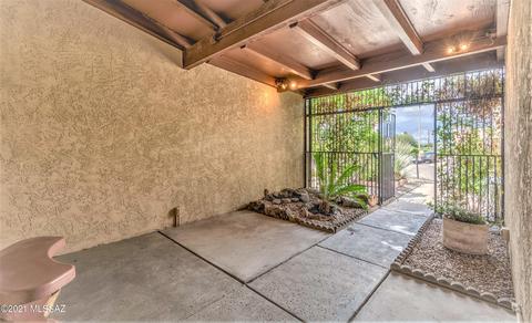 9810 E 2nd St, Tucson, AZ 85748 photo 2